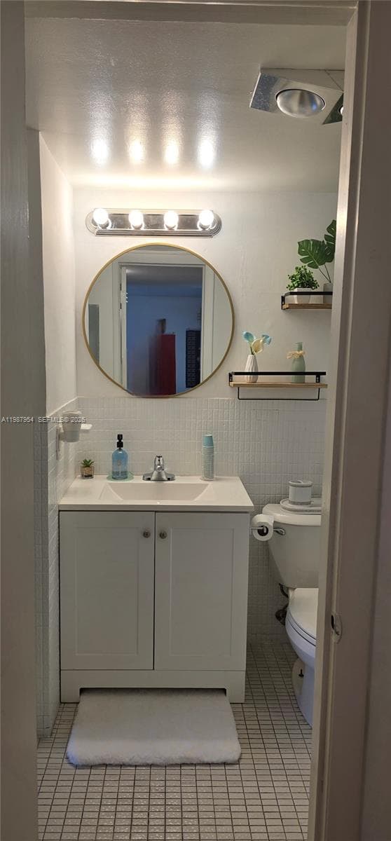POINT EAST SEC II CONDO · #F605 in Aventura - Photo 18