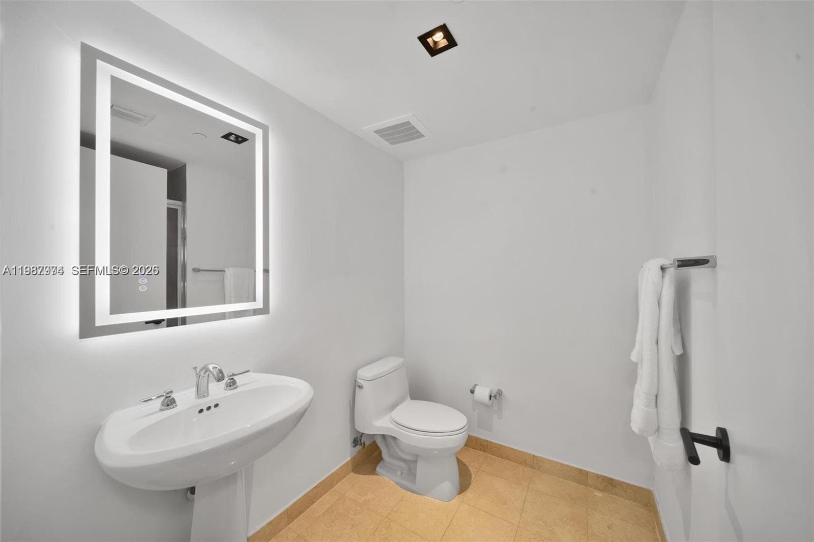 BEACH CLUB TWO CONDO · #4704 in Hallandale Beach - Photo 25