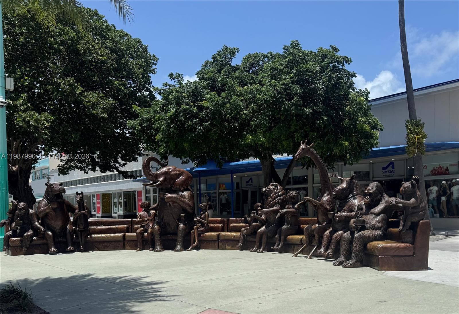 Lincoln Rd Mall