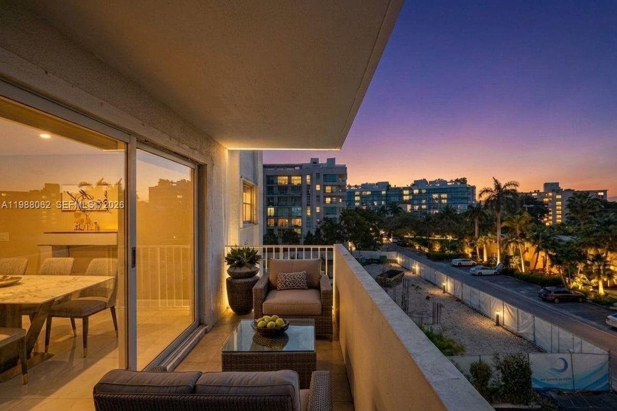 BERKSHIRE HOUSE CONDO · #405 in Bay Harbor Islands - Photo 2