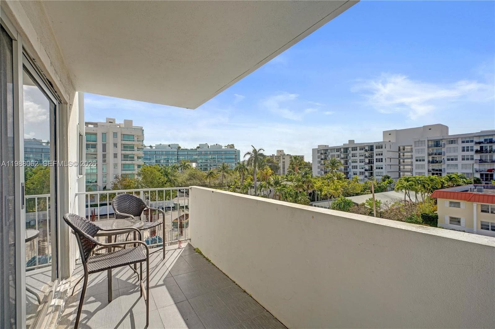 BERKSHIRE HOUSE CONDO · #405 in Bay Harbor Islands - Photo 21