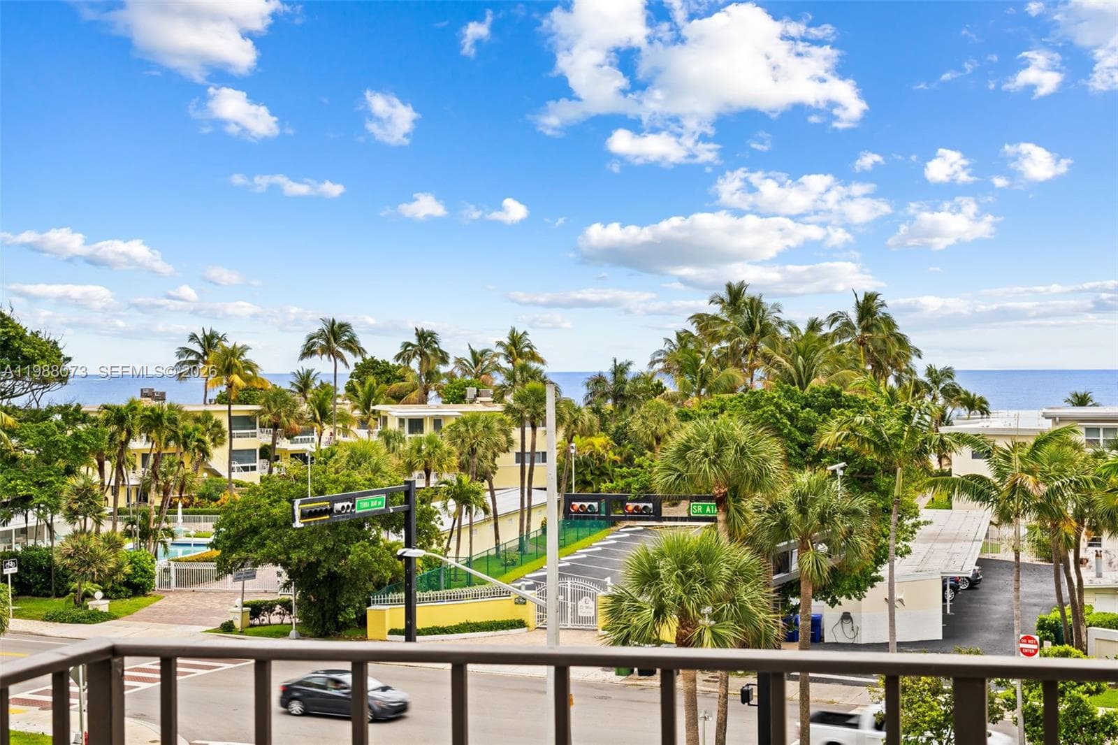 EMERALD TOWER · #407 in Pompano Beach - Photo 27