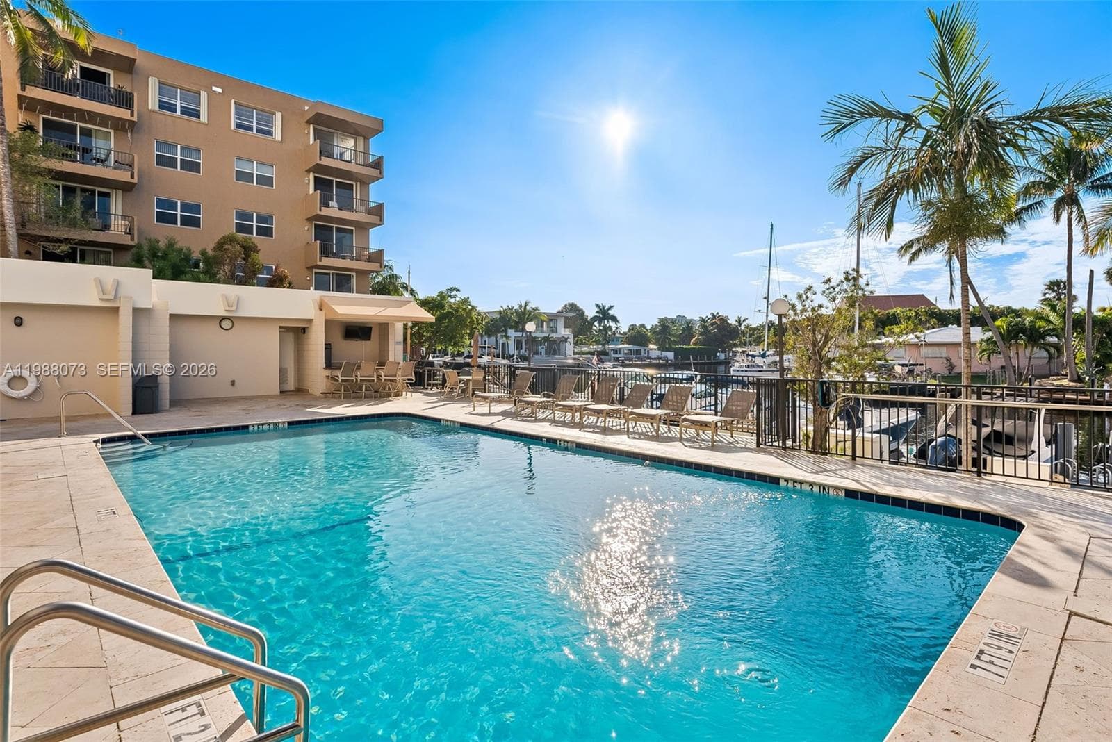 EMERALD TOWER · #407 in Pompano Beach - Photo 38