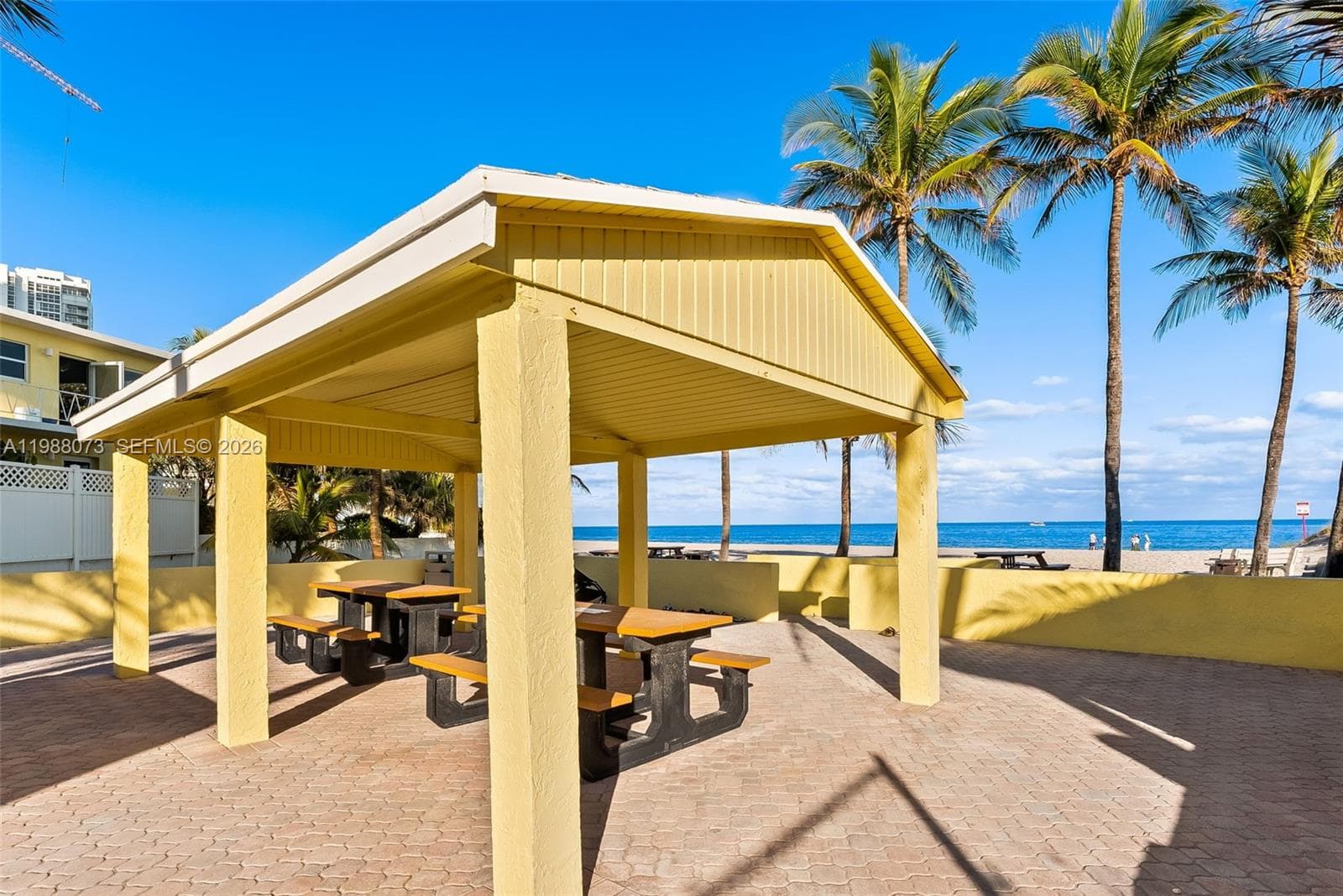 EMERALD TOWER · #407 in Pompano Beach - Photo 33