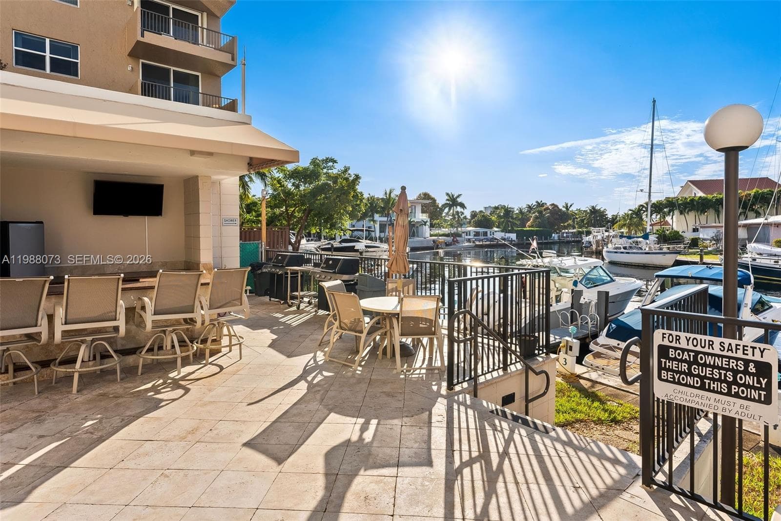EMERALD TOWER · #407 in Pompano Beach - Photo 37
