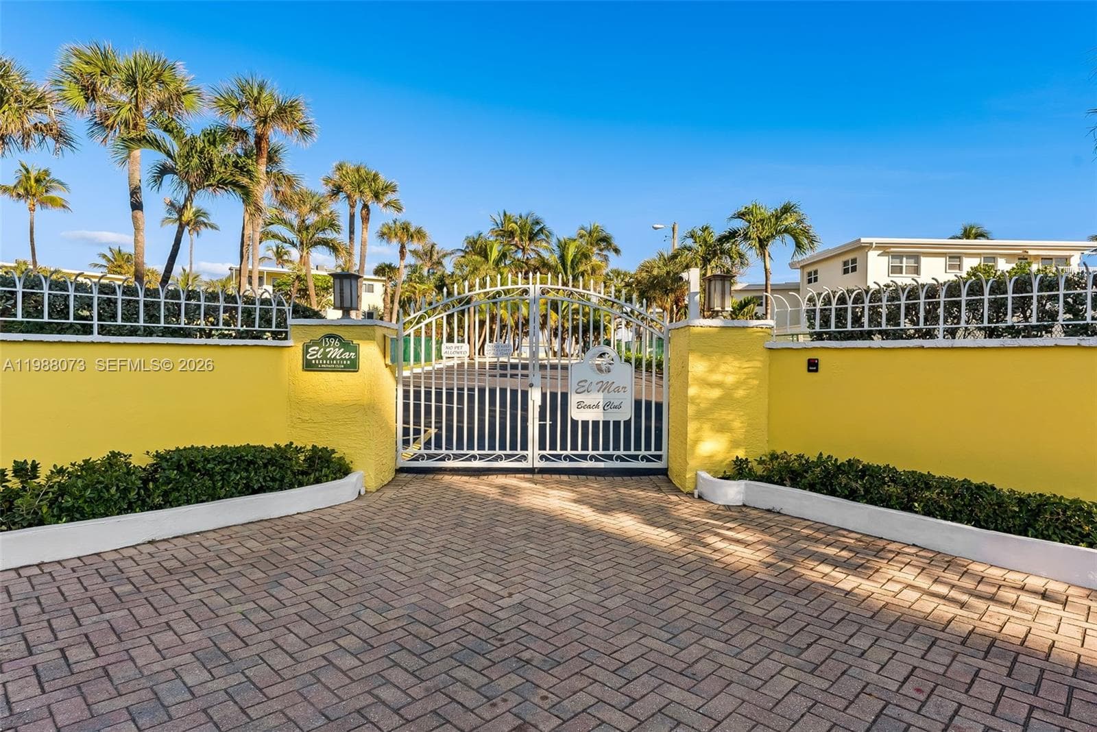 EMERALD TOWER · #407 in Pompano Beach - Photo 31
