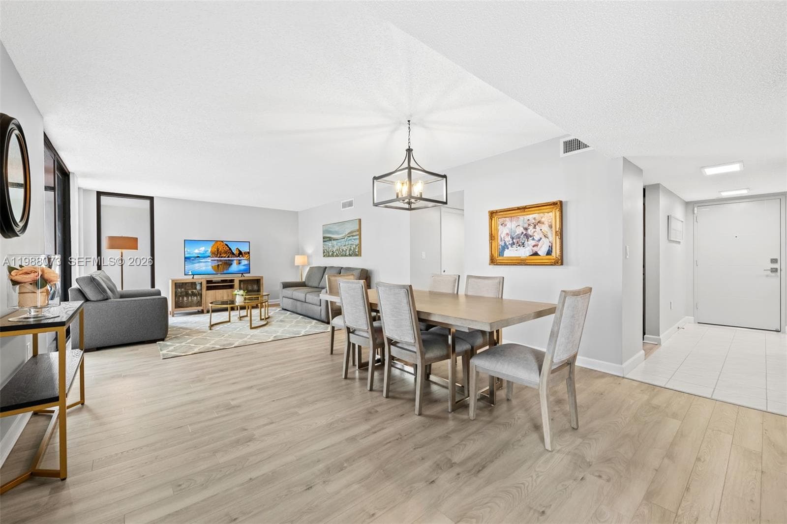 EMERALD TOWER · #407 in Pompano Beach - Photo 4