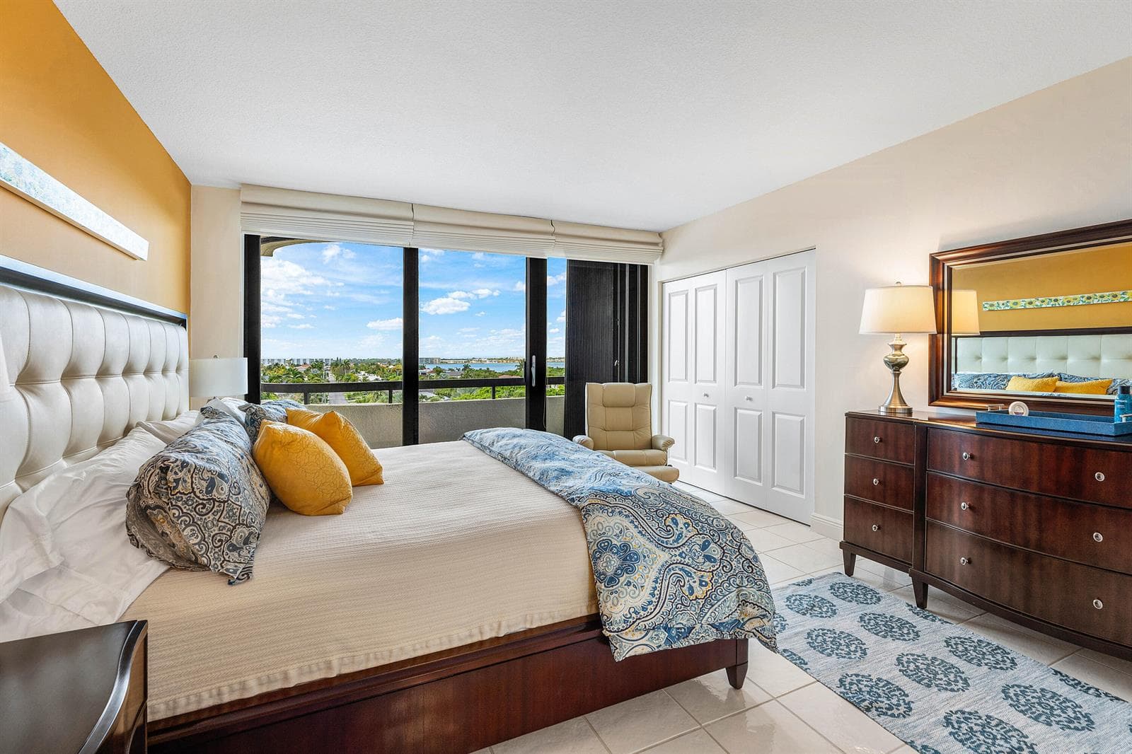 019-4100NorthOceanDrive-504-RivieraBeach