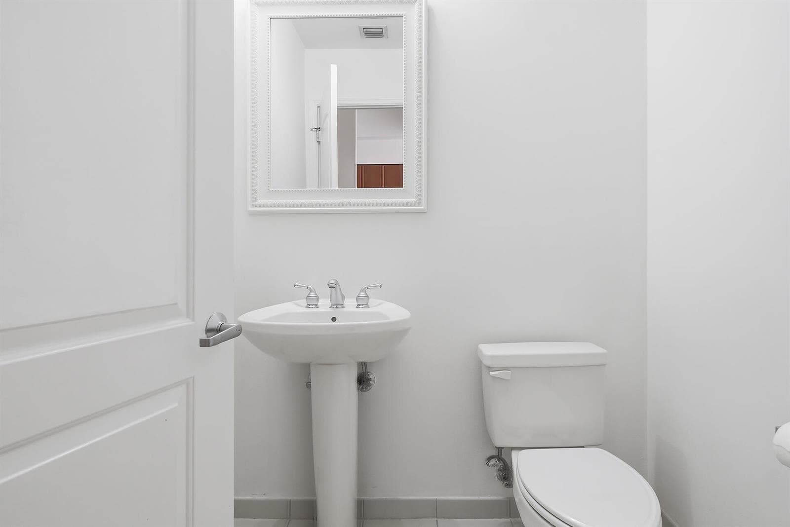 801-S-OLIVE-AVE-UNIT-425-33401-008