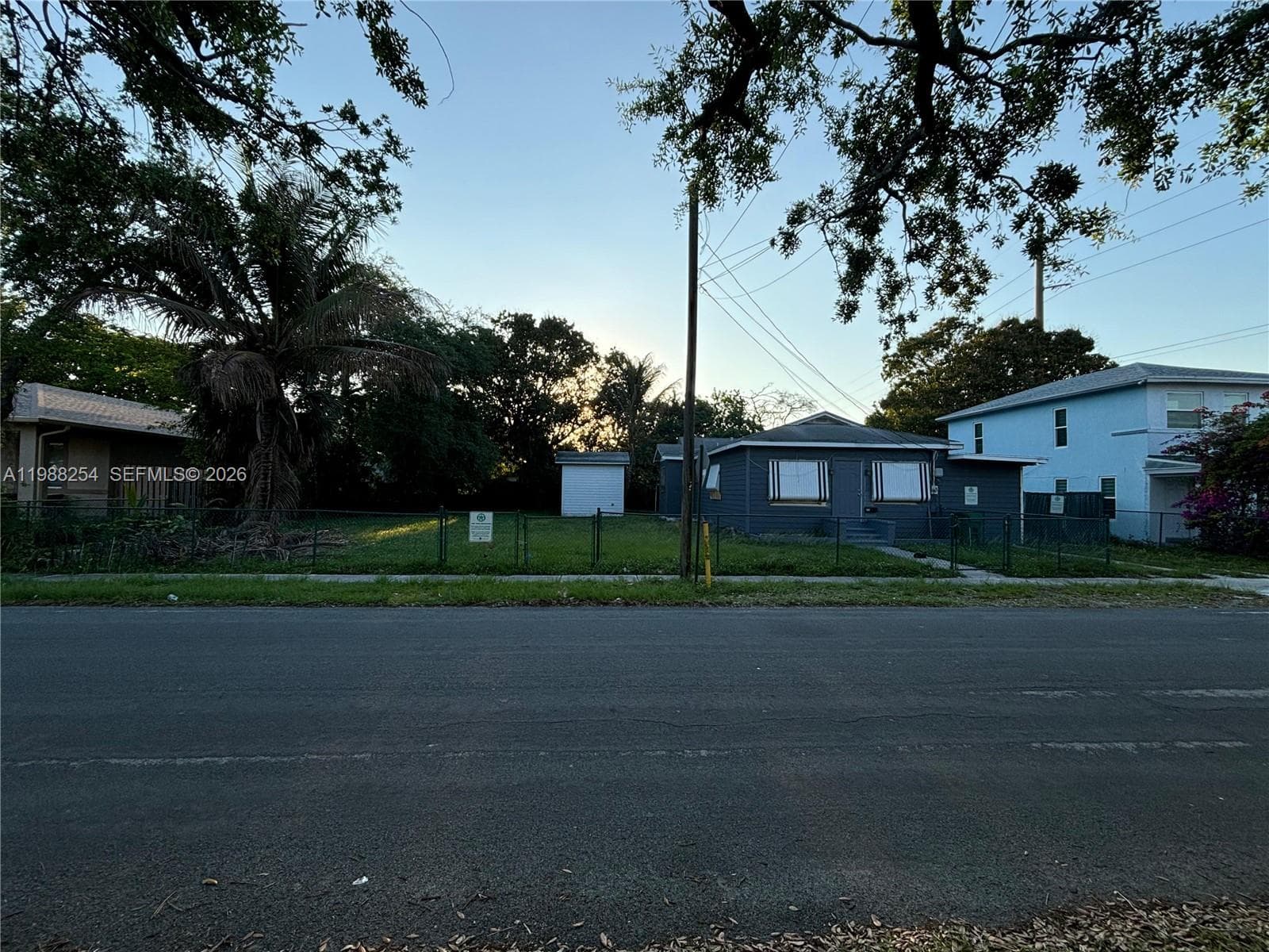 214 SW 1st Ave photo 7
