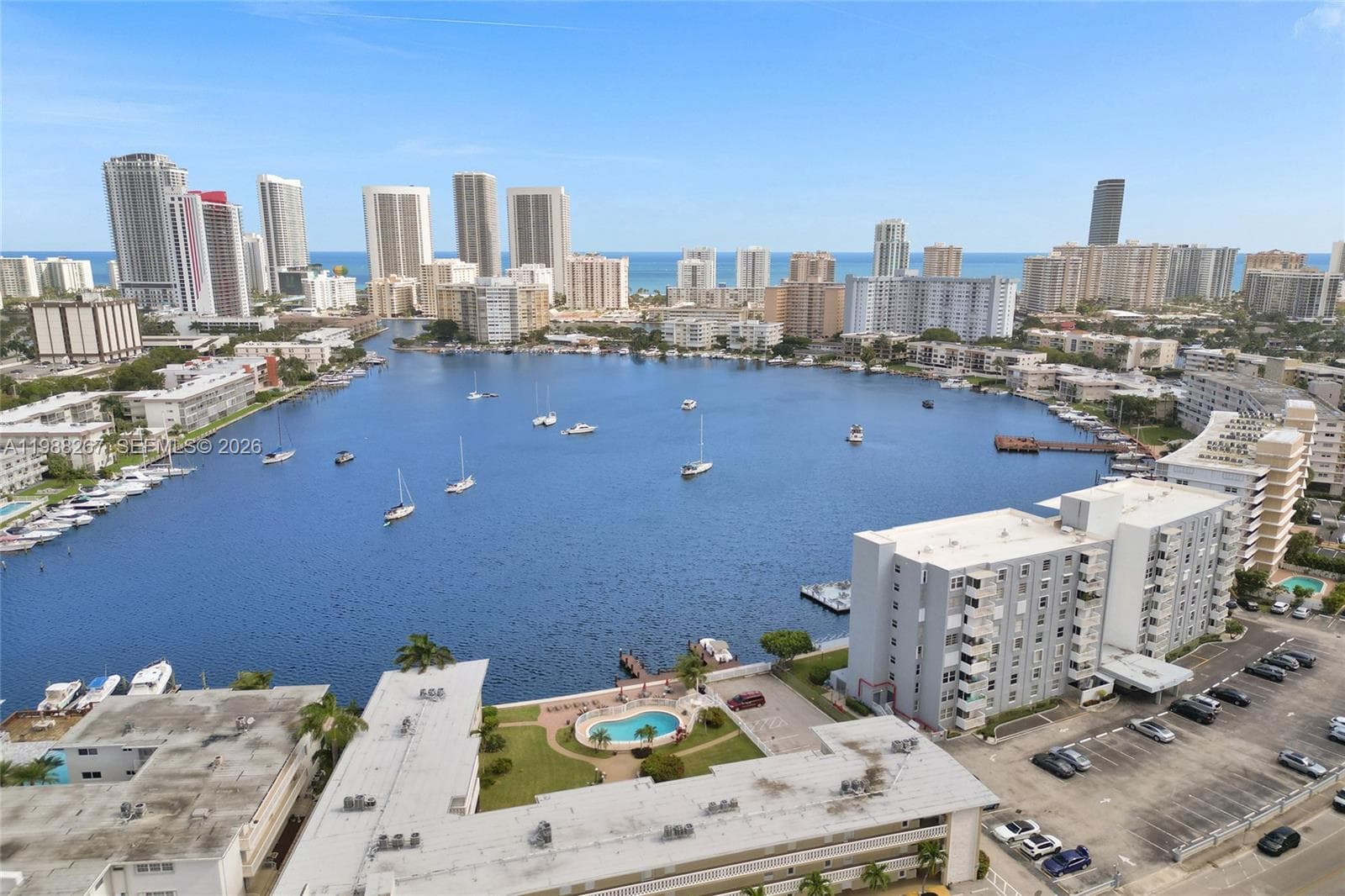 Golden Isles Yacht Club · #201 in Hallandale Beach - Photo 46