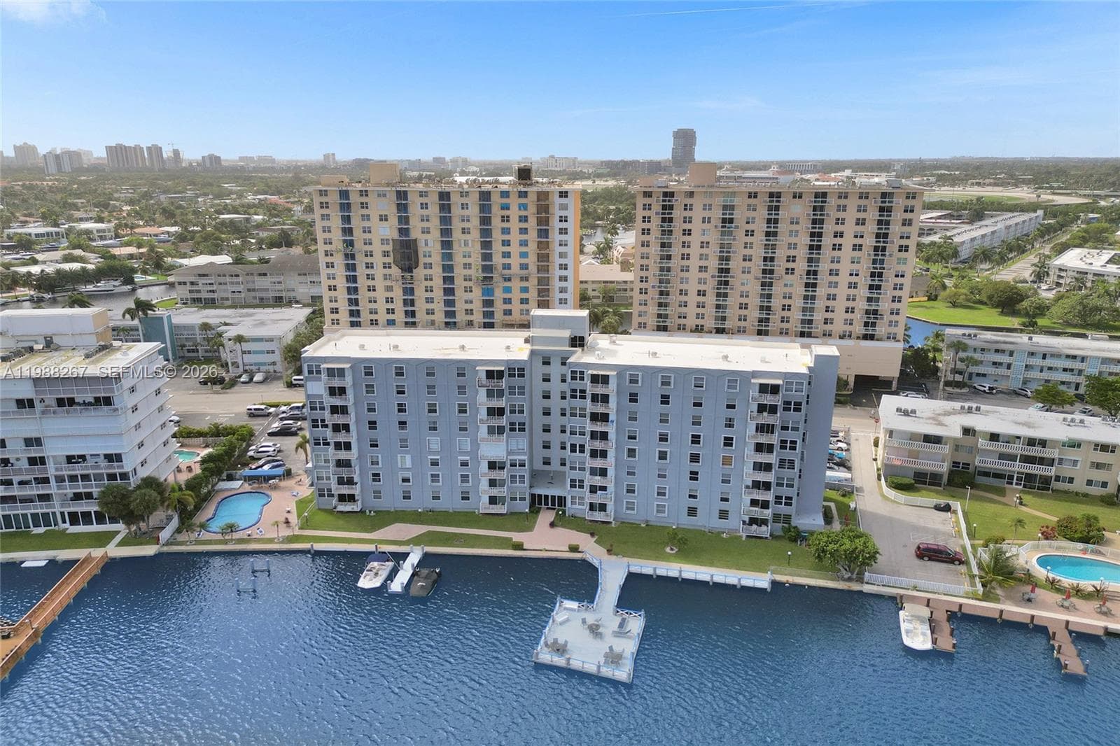 Golden Isles Yacht Club · #201 in Hallandale Beach - Photo 49