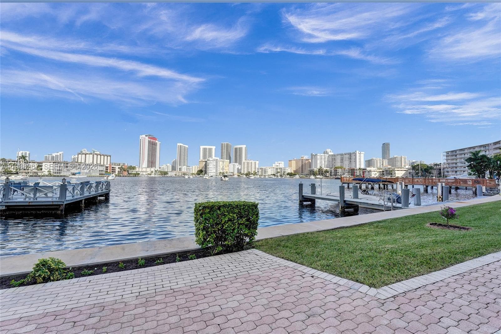 Golden Isles Yacht Club · #201 in Hallandale Beach - Photo 41