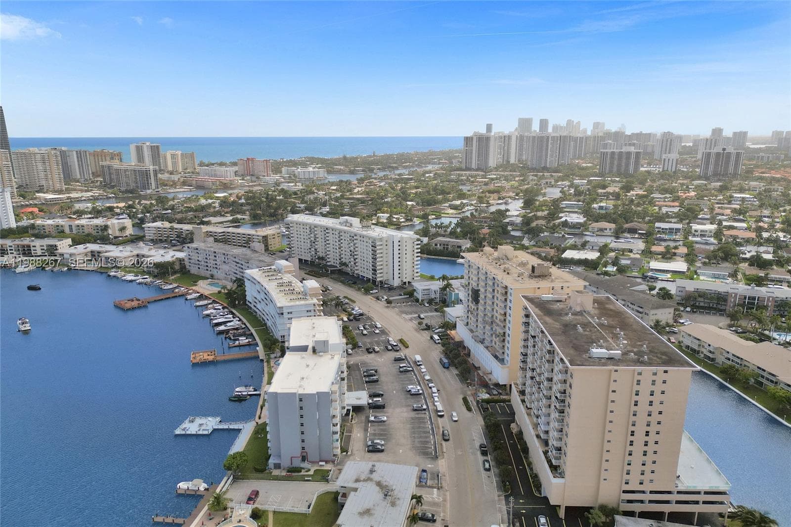 Golden Isles Yacht Club · #201 in Hallandale Beach - Photo 50