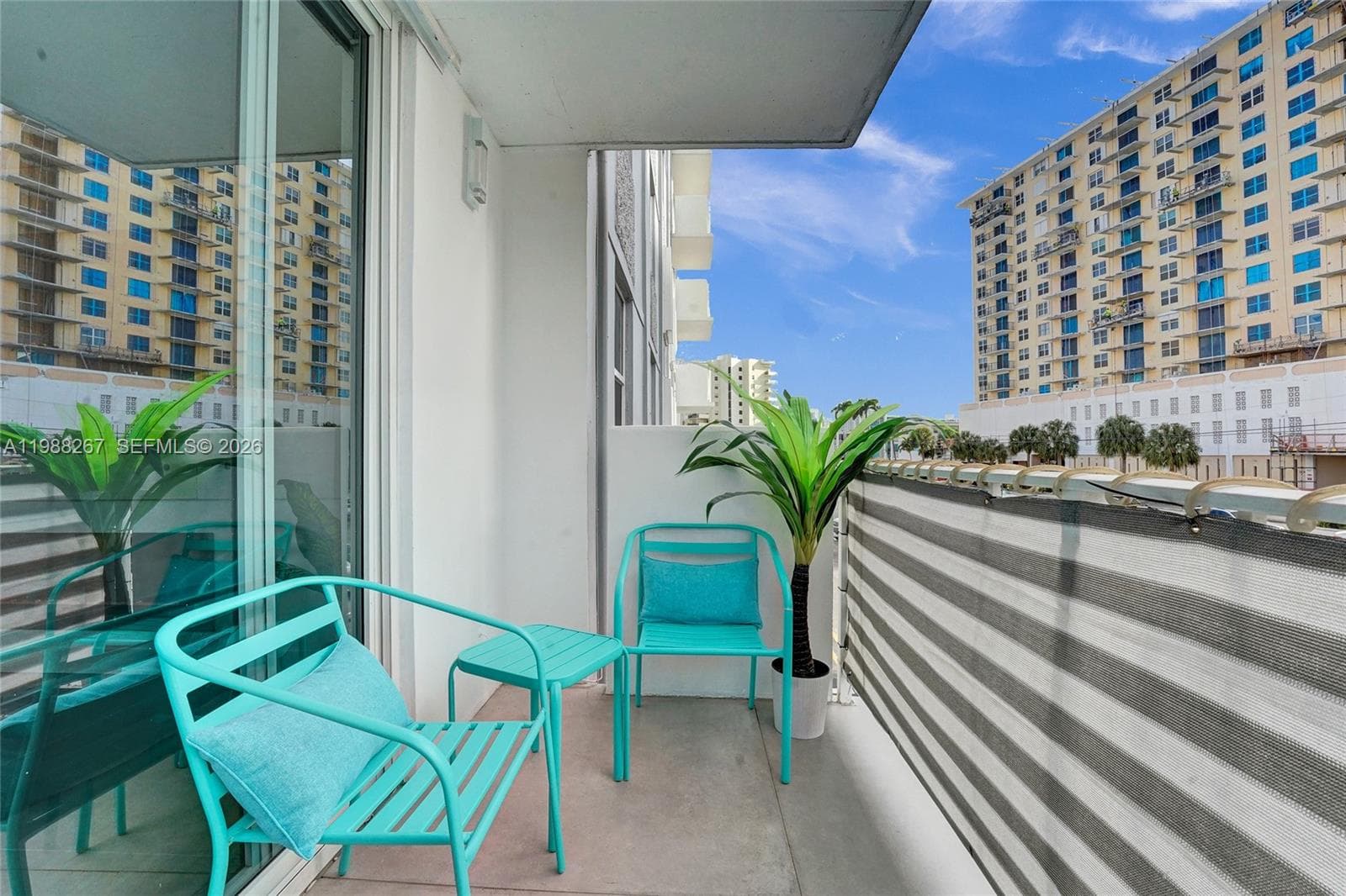 Golden Isles Yacht Club · #201 in Hallandale Beach - Photo 35