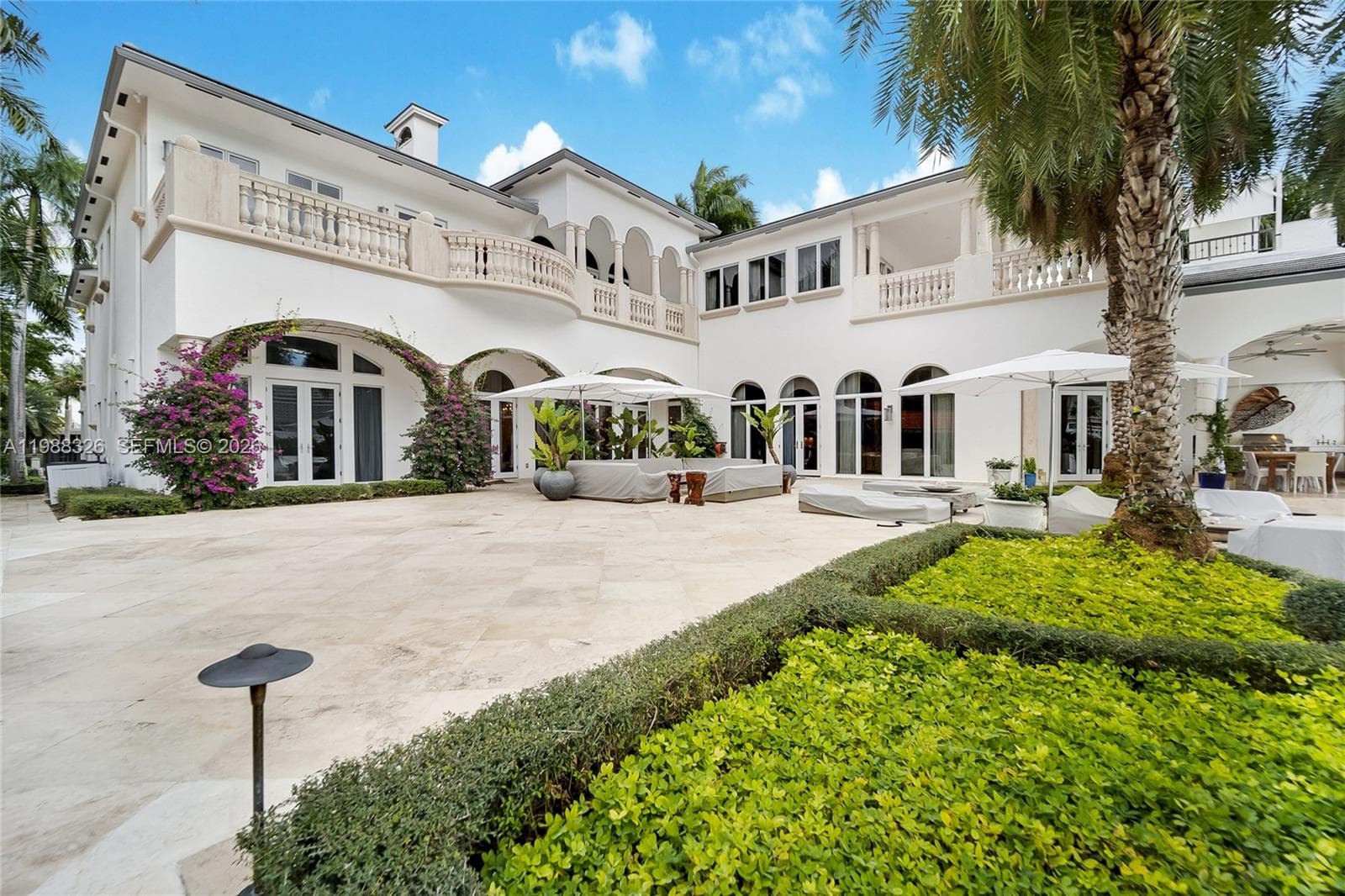 100 Palm Ave photo 12