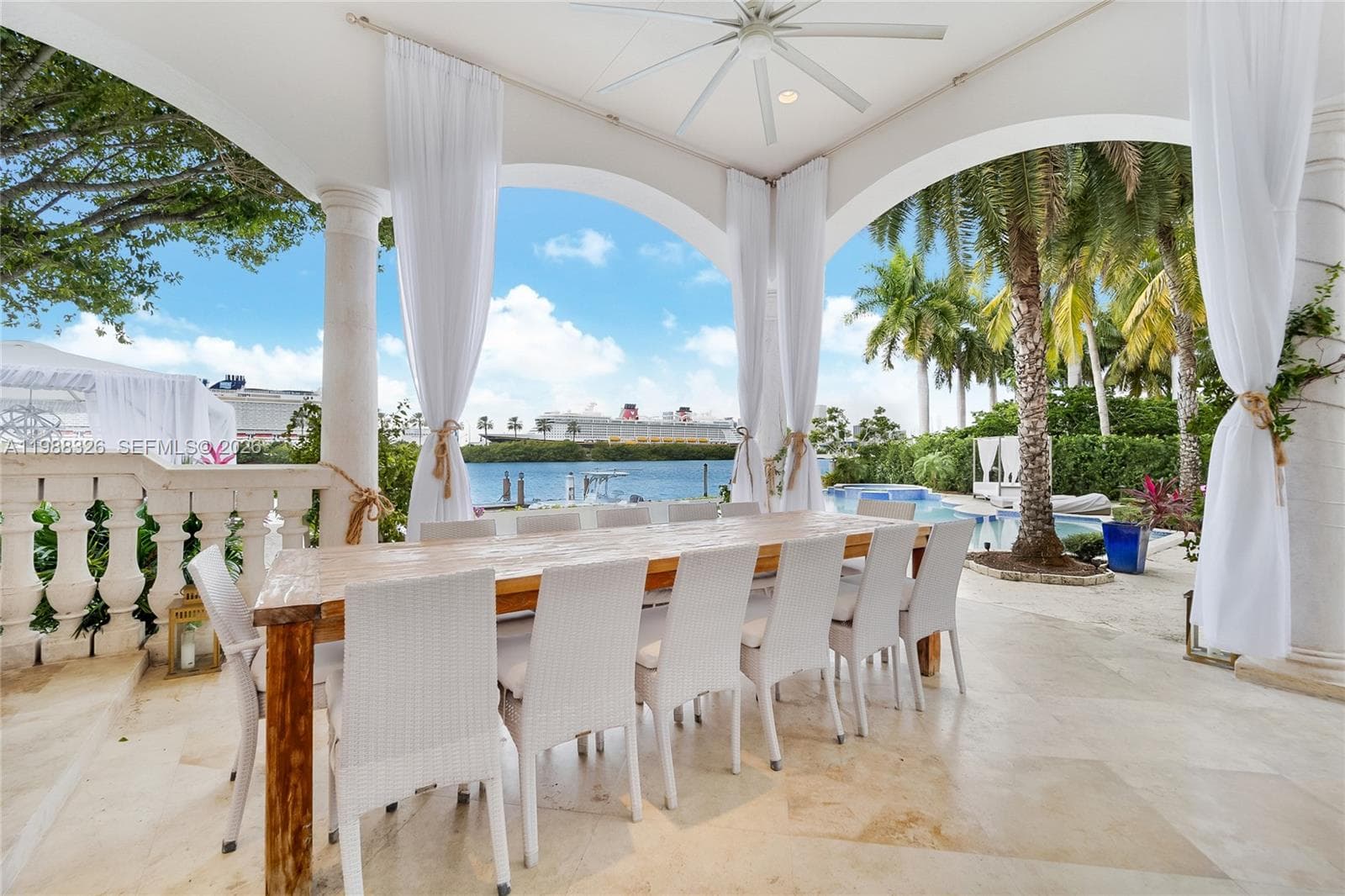 100 Palm Ave photo 18