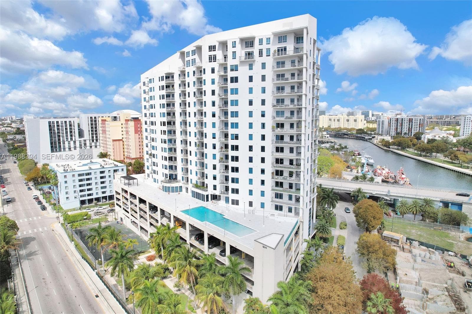 NEO CONDO · #1615 in Miami - Photo 23