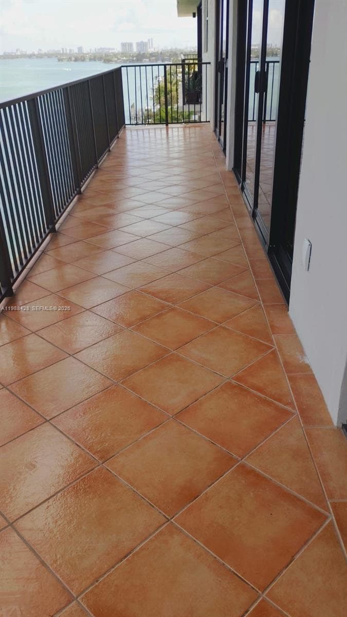 VENETIAN ISLE CONDO · #1103 in Miami - Photo 43