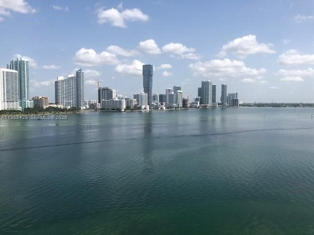 VENETIAN ISLE CONDO · #1103 in Miami - Photo 3
