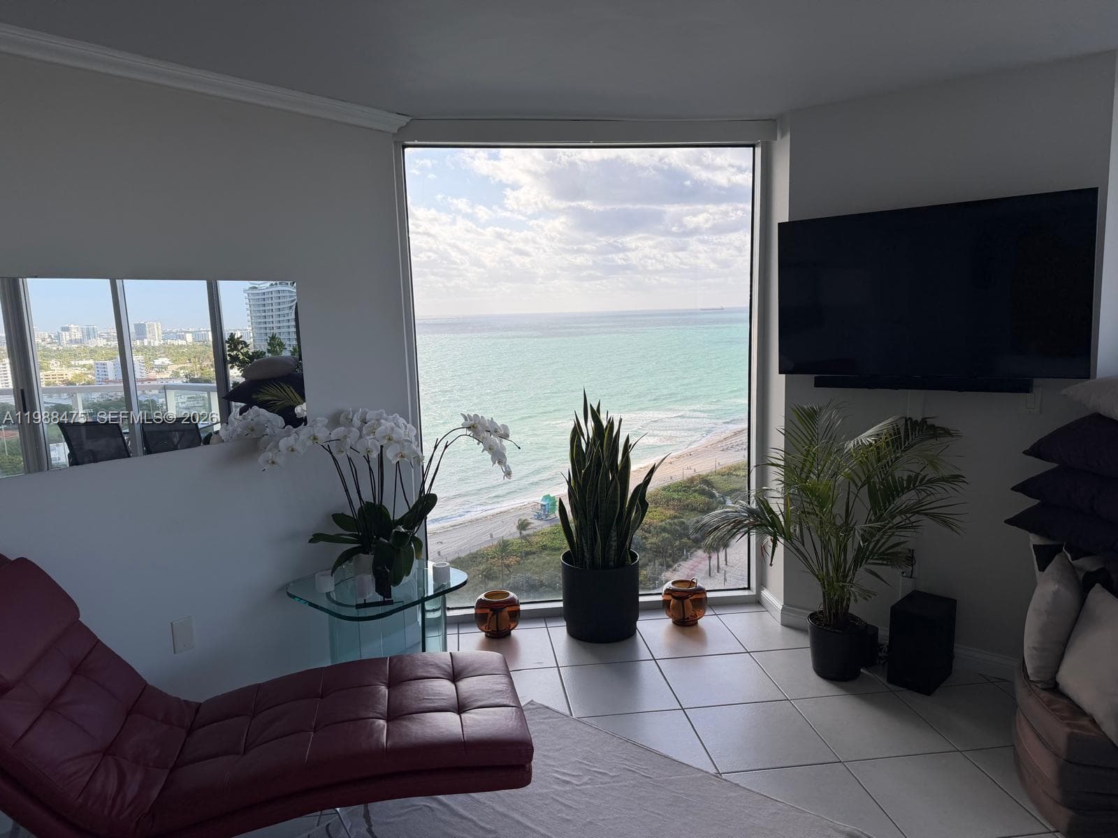 ST TROPEZ OCEAN CONDO · #20-C in Miami Beach - Photo 9