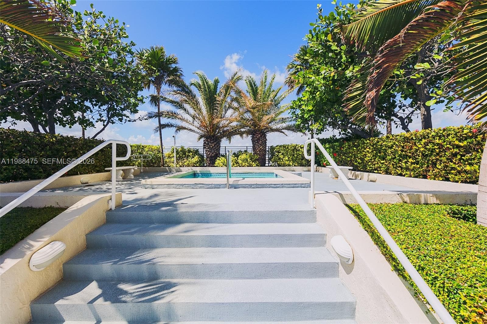 ST TROPEZ OCEAN CONDO · #20-C in Miami Beach - Photo 31