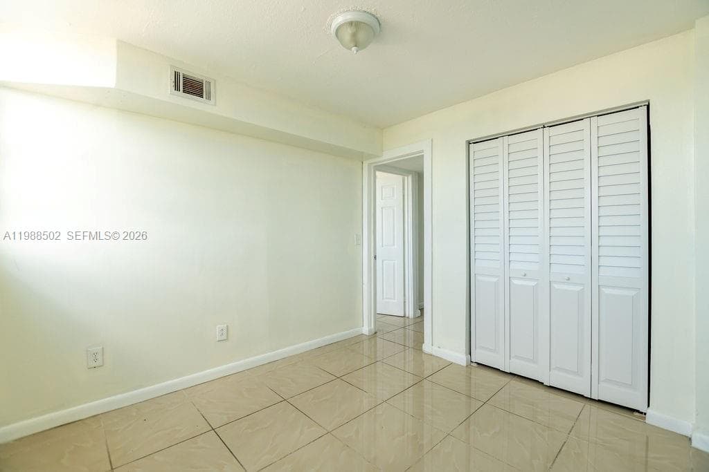 LISETTE CONDO · #402 in Miami Beach - Photo 28