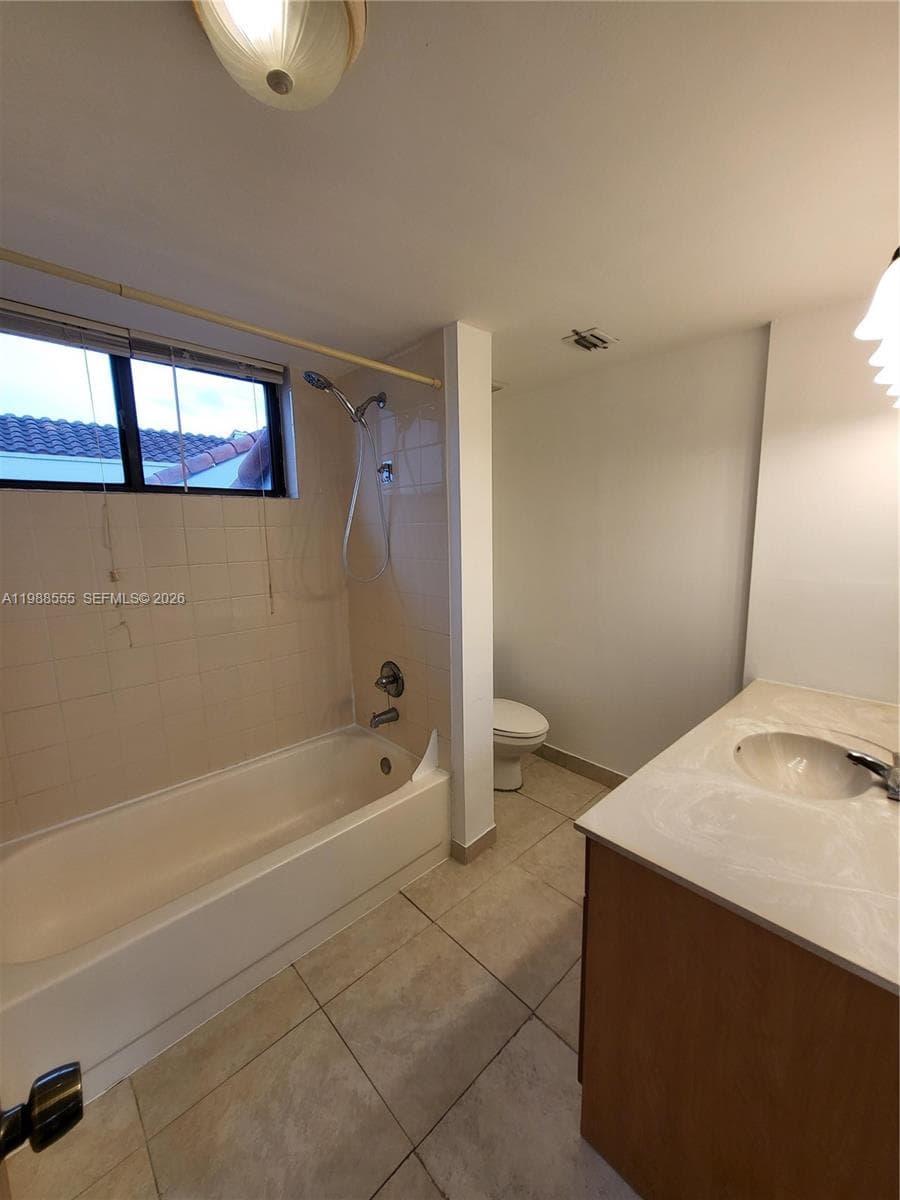 VERABELLA FALLS CONDO · #G-418 in Miami - Photo 16