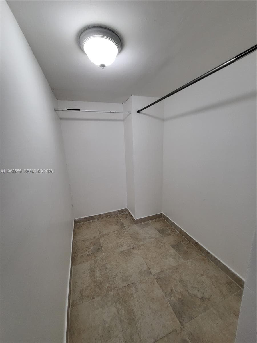 VERABELLA FALLS CONDO · #G-418 in Miami - Photo 15