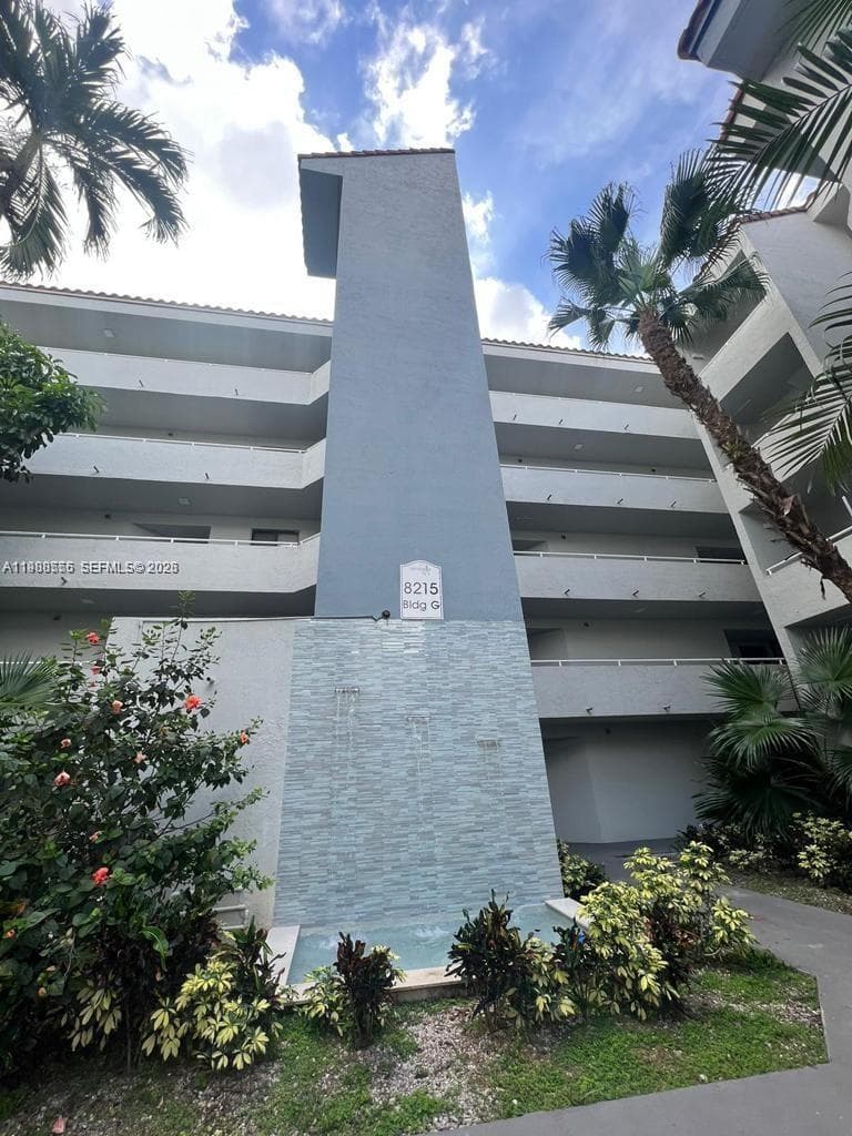 VERABELLA FALLS CONDO · #G-418 in Miami - Photo 21