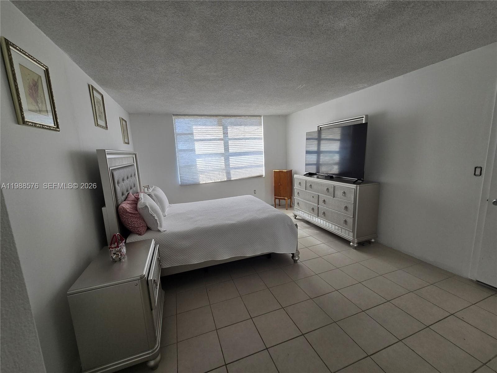 COMMODORE PLAZA CONDO · #2205 T in Aventura - Photo 9