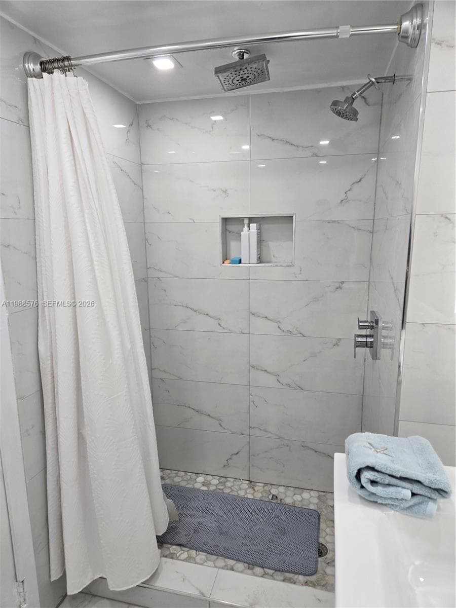 COMMODORE PLAZA CONDO · #2205 T in Aventura - Photo 15