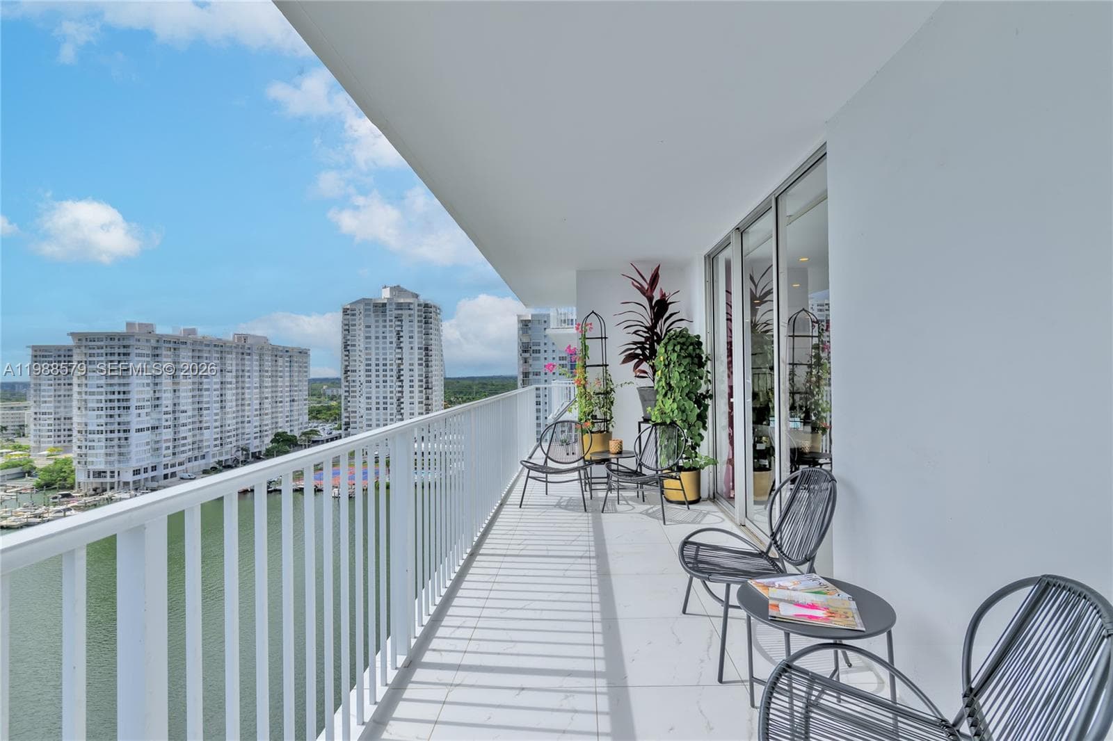 ADMIRALS PORT CONDO WEST · #1516W in Aventura - Photo 1