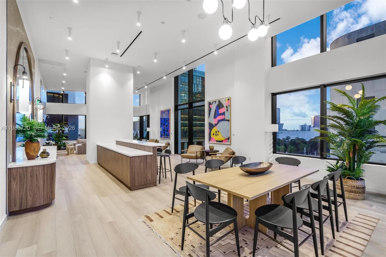 District 225 · #1701 in Miami - Photo 27