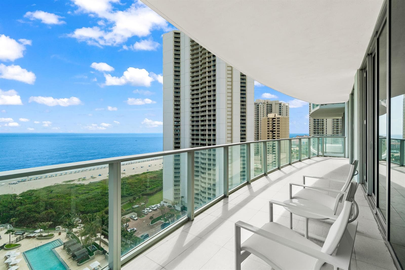 034-3100NorthOceanDrive-1604P-RivieraBea