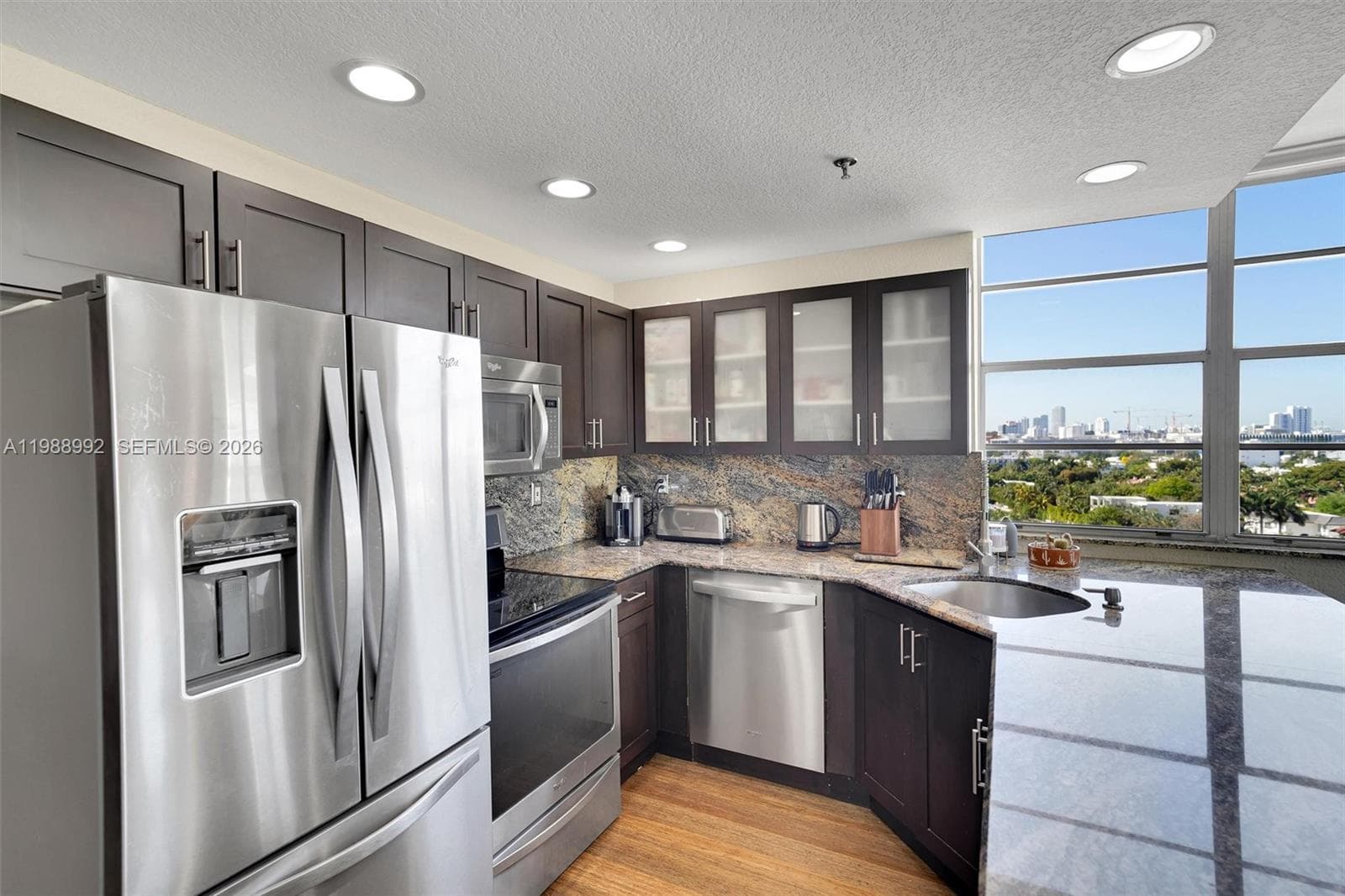 Clearview Towers · #1102 in Miami Beach - Photo 3