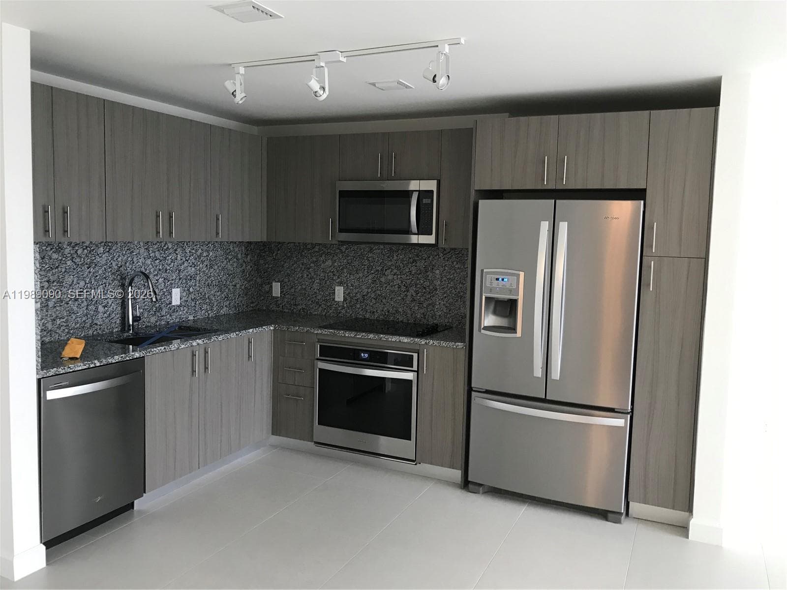 5350 Park · #1814 in Doral - Photo 4