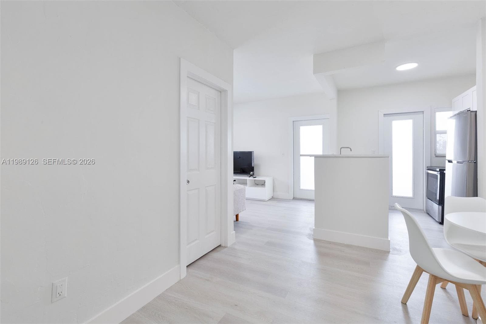 PENN CONDO · #7 in Miami Beach - Photo 9