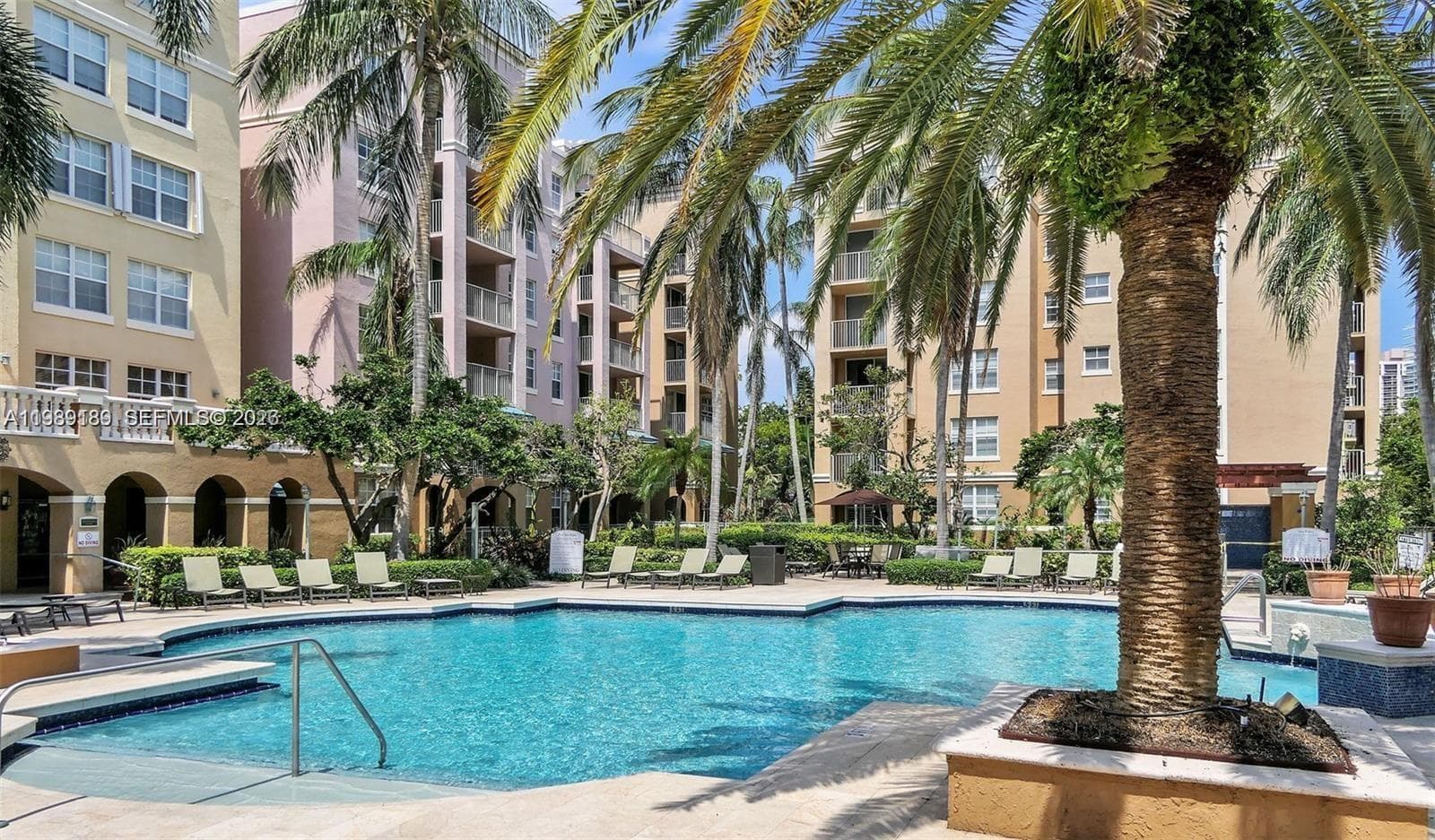 THE YACHT CLUB · #6108 in Aventura - Photo 32