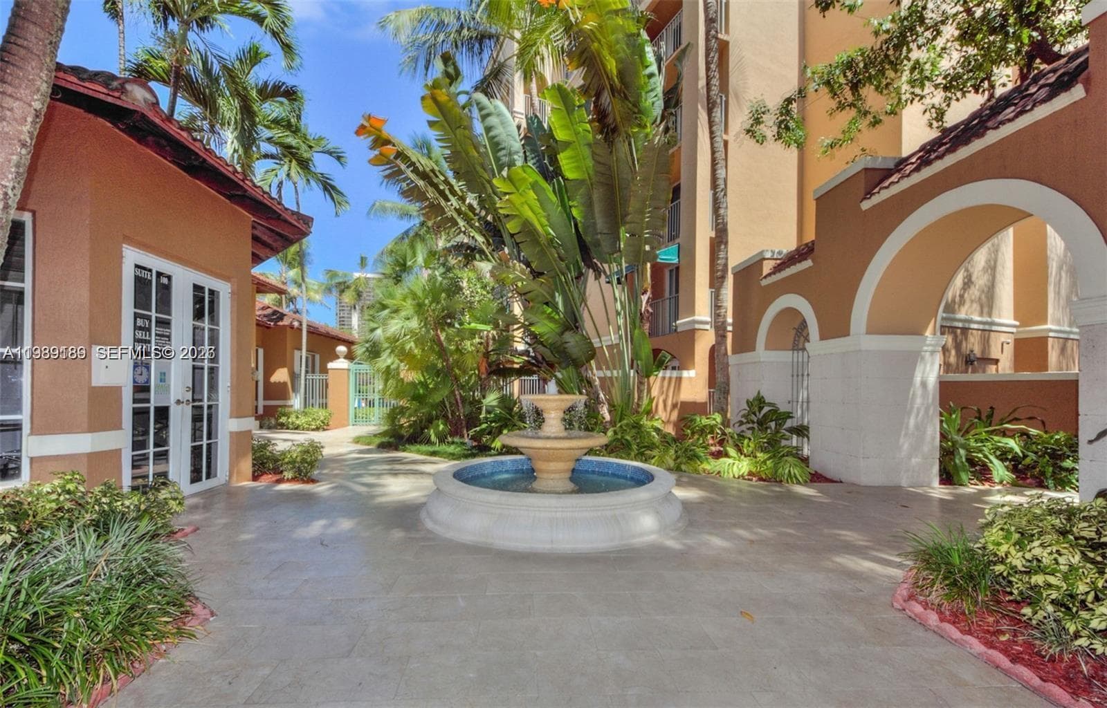 THE YACHT CLUB · #6108 in Aventura - Photo 41