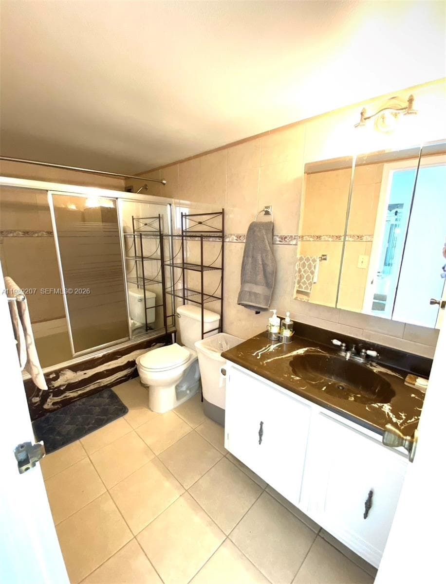 OCEANVIEW PARK CONDO · #222 in Hallandale Beach - Photo 5