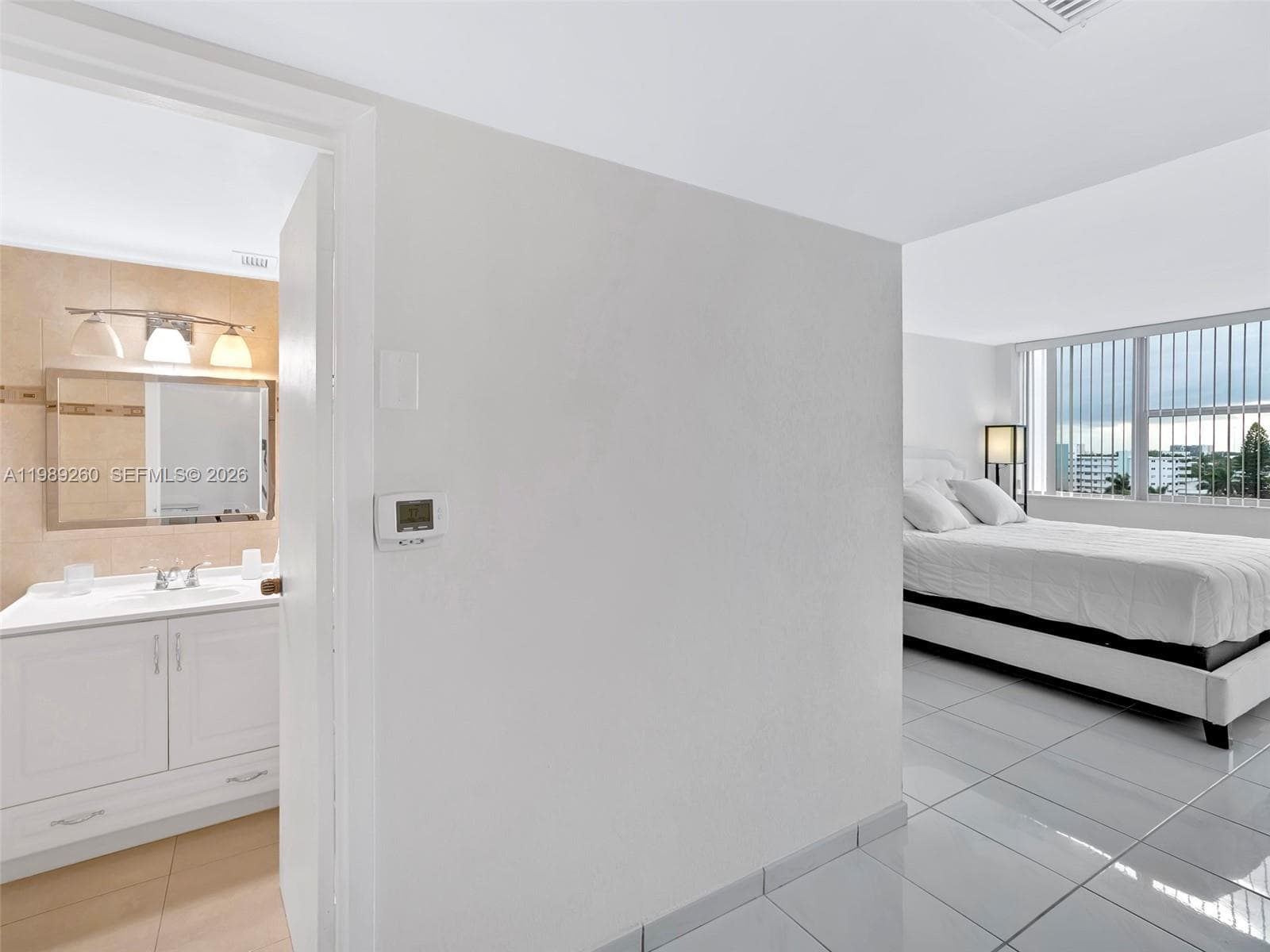PARKER TOWER CONDO · #612 in Hallandale Beach - Photo 6