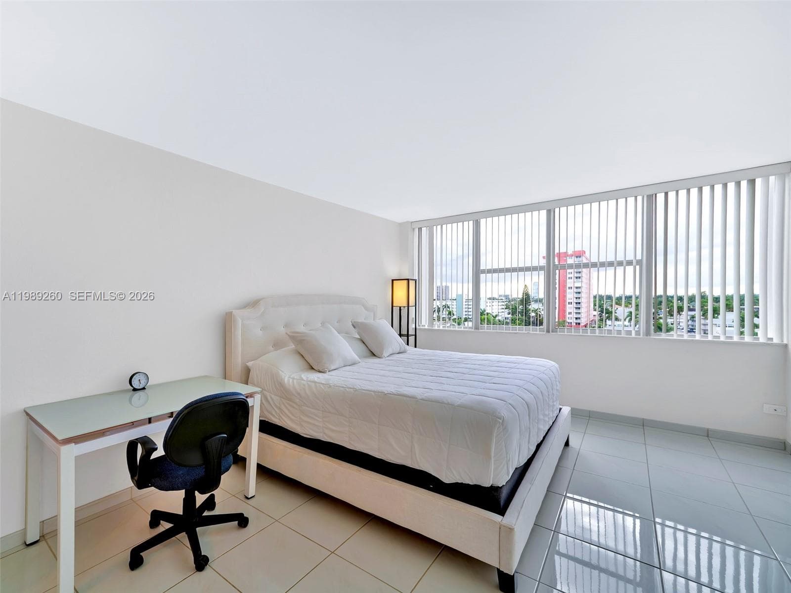 PARKER TOWER CONDO · #612 in Hallandale Beach - Photo 8