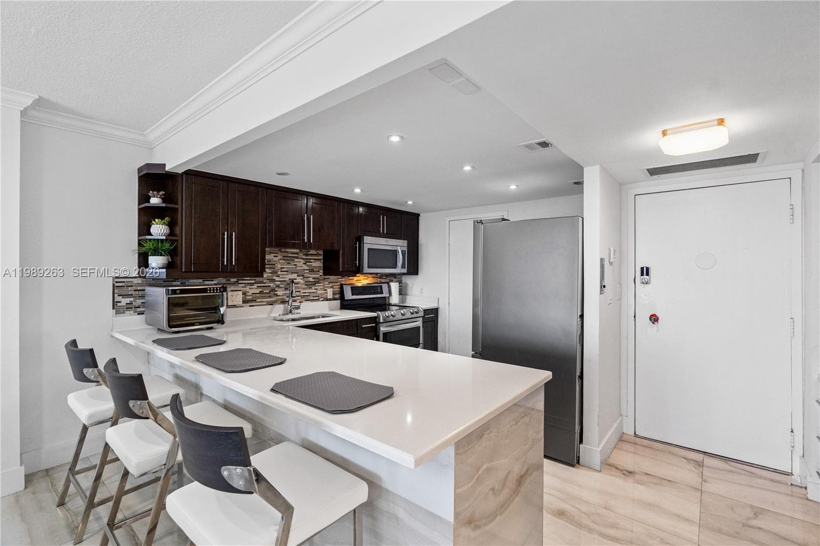 GOLDEN HORN · #11J in Hallandale Beach - Photo 6