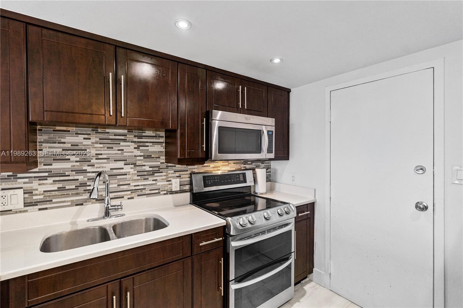 GOLDEN HORN · #11J in Hallandale Beach - Photo 7