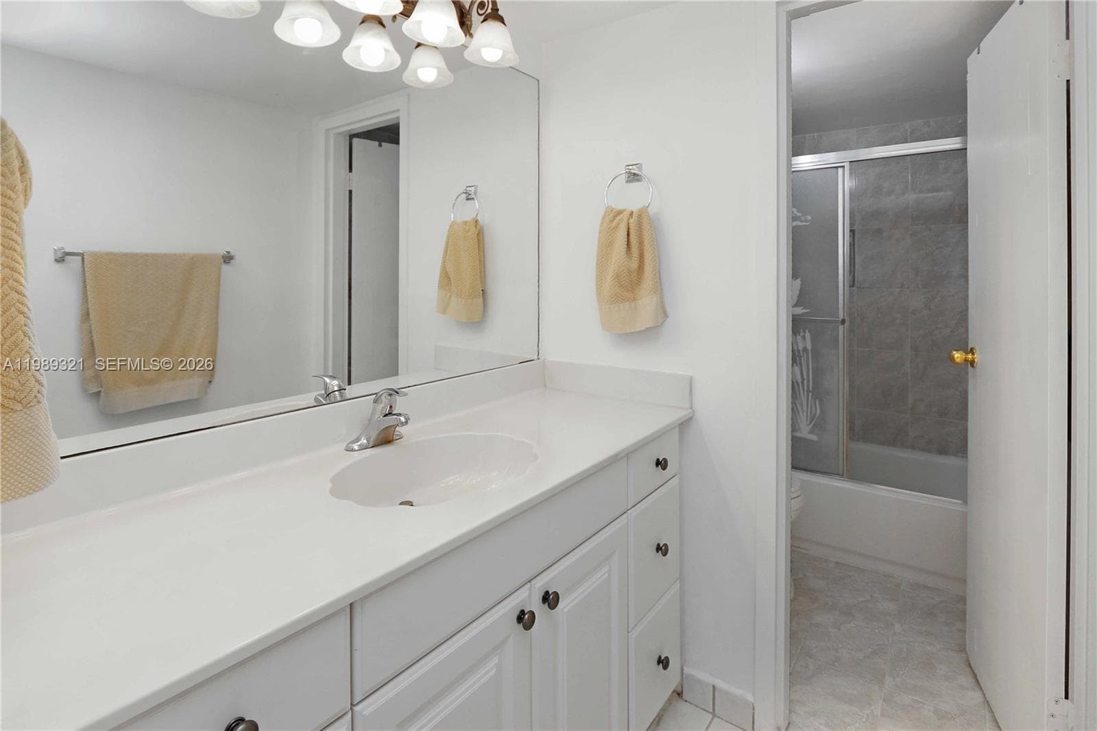 CARLTON BAY CONDO · #2K in North Miami Beach - Photo 23