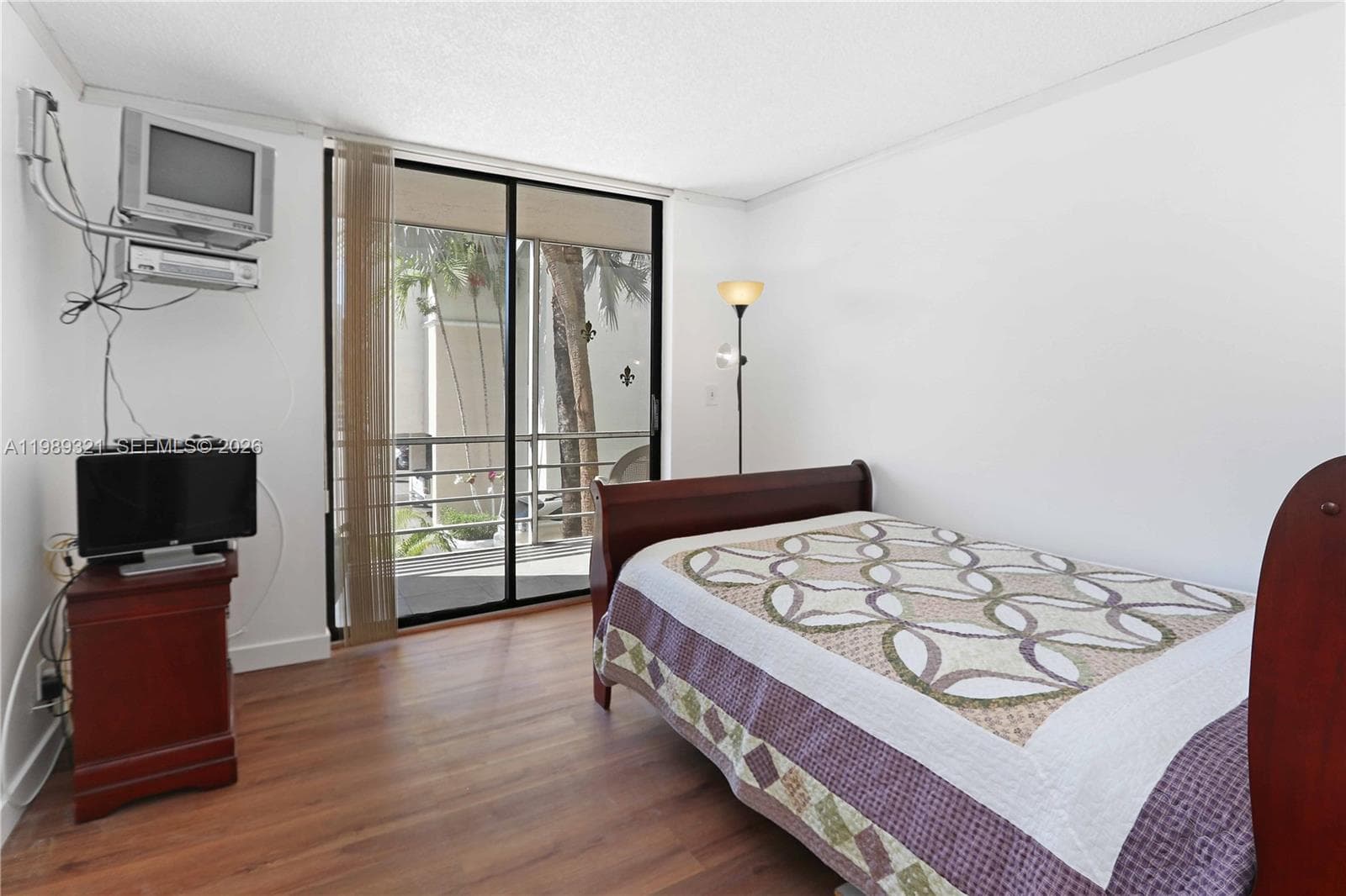 CARLTON BAY CONDO · #2K in North Miami Beach - Photo 22