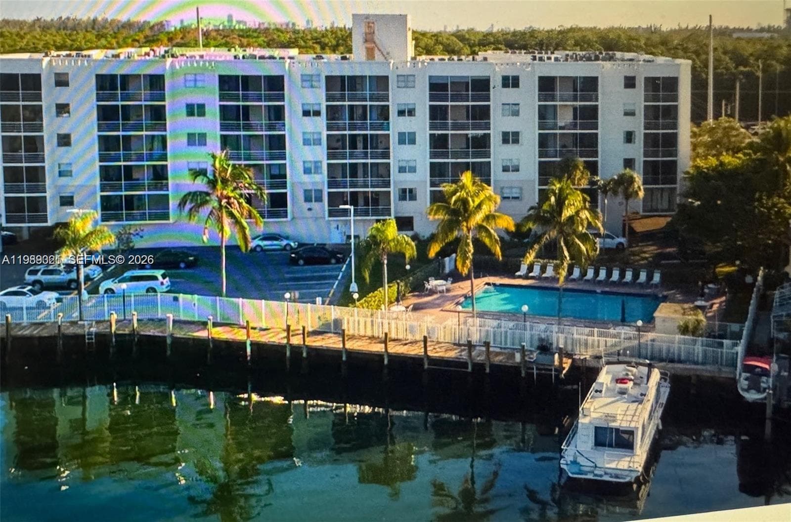 CARLTON BAY CONDO · #2K in North Miami Beach - Photo 1