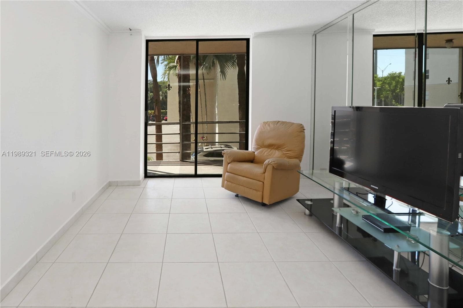 CARLTON BAY CONDO · #2K in North Miami Beach - Photo 18