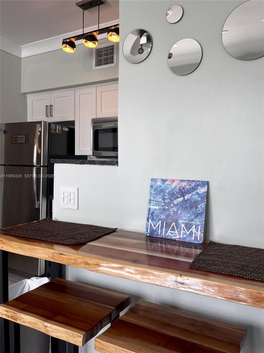WINDSOR PLAZA CONDO · #301 in Miami Beach - Photo 12